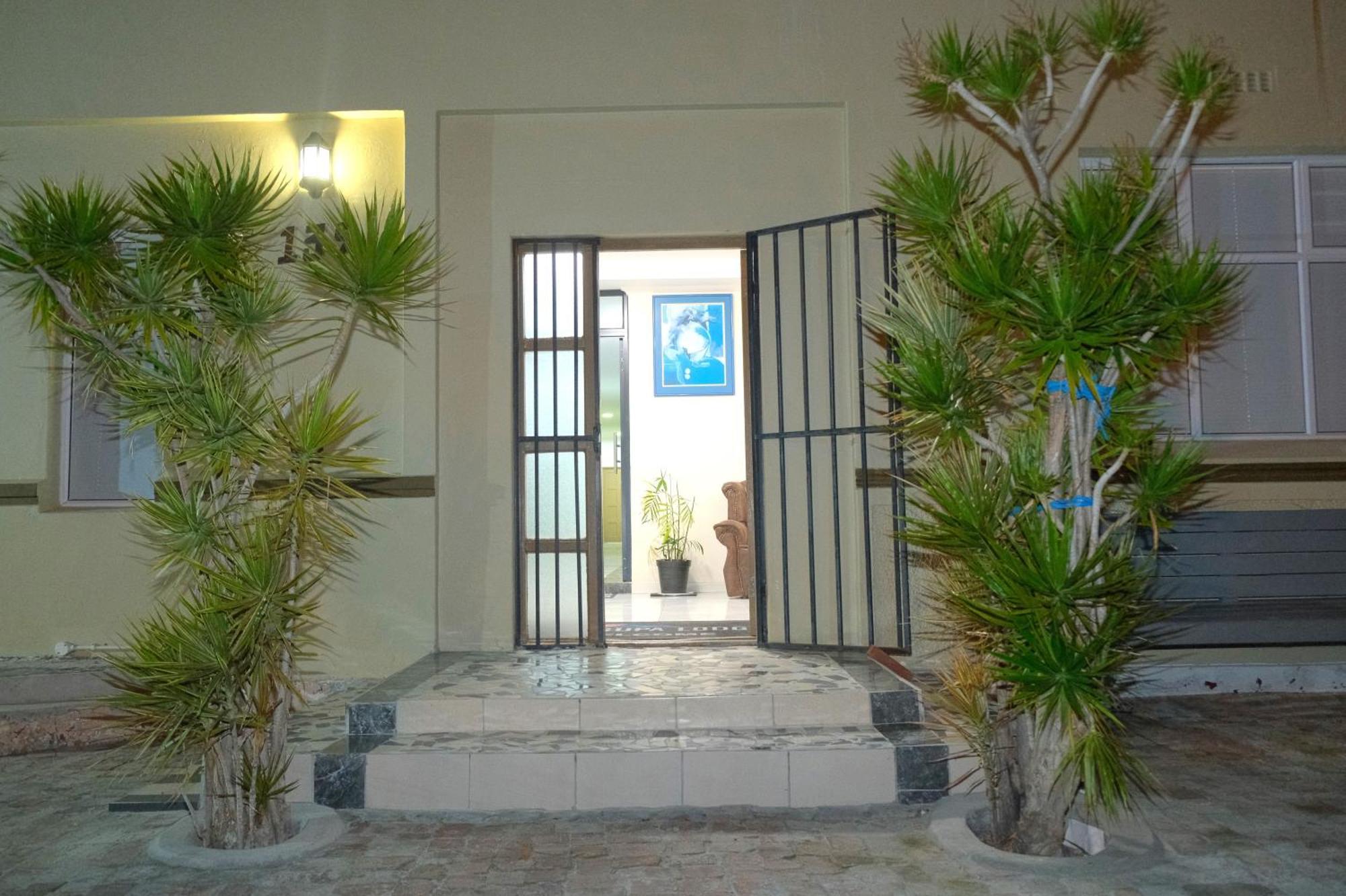 Supa Lodge بارو المظهر الخارجي الصورة